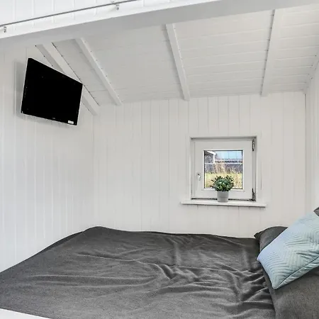 3 Bedroom Cozy In *