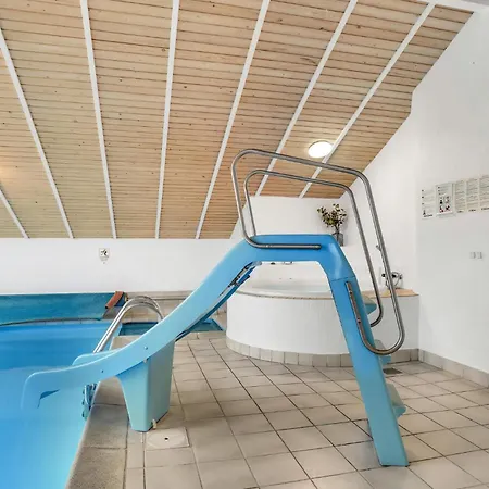 3 Bedroom Cozy In Dom wakacyjny Jerup